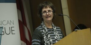 Building Confidence in Public Speaking