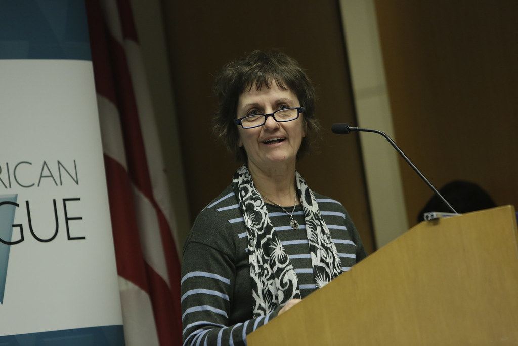 Building Confidence in Public Speaking